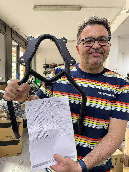 Givi SR6710 attacco bauletto per la moto Aprilia Tuareg 660