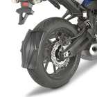 Givi RM2130KIT kit per montare il paraspruzzi RM02 su moto Yamaha MT07 Tracer dal 2016 