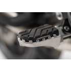 Coppia di pedene reoglabili SW-Motech FRS.04.011.10101/S specifiche per moto Ktm 790 Adventure  e Adventure R.