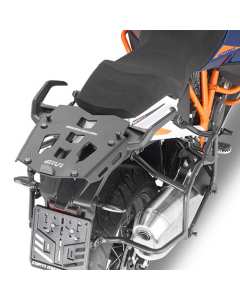 Piastra attacco bauletto Givi SRA7713 necessaria per montare un bauletto Monokey sulla moto Ktm 1290 Super Adventure R dal 2021.