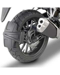 Givi RM1171KIT kit di aggancio paraspruzzi ruota posteriore RM02 su moto Honda CB500X dal 2019