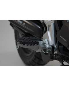 SW-Motech FRS.06.011.10200/S pedane maggiorate regolabili ION per moto Yamaha Tenerè 700