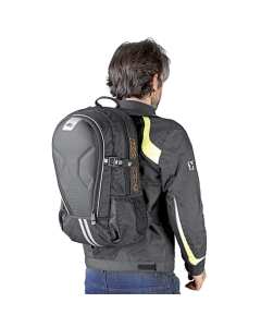 borsa moto con struttura semi-rigida dotata di maniglia per il trasporto manuale cinghie regolabili e inserti riflettenti con serie di tasche interne e laterali
Cod.: RA313  