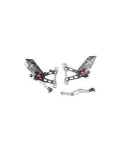 LighTech FTRBM007R pedane rearset R Version nero/argento per BMW S 1000 RR e M 1000 RR 2025.