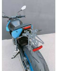 Lightech KTARSU118A1 Kit portatarga regolabile per Suzuki GSX-8S e GSX-8R.