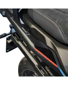 Adesivi maniglie passeggero per Yamaha Tracer 7 dal 2025.