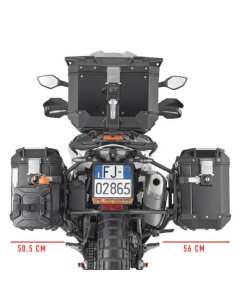 Givi PLO7717CAM telaietti per valigie Trekker Outback su KTM 890 SMT dal 2023.