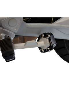 Isotta IST012 estensione cavalletto Moto Guzzi Stelvio 1000.