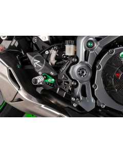 Lightech FTRKA010R pedane R Version Z900 dal 2025.