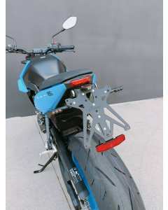 Lightech KTARSU118A1 Kit portatarga regolabile per Suzuki GSX-8S e GSX-8R.