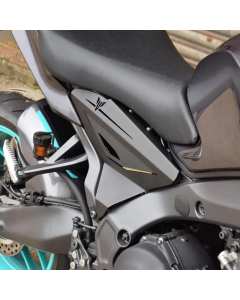 Pyramid 22595M pannelli copri telaio Yamaha MT09 dal 2024.