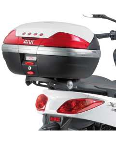 Attacco posteriore specifico per bauletto Givi SR370 per moto YAMAHA X-MAX 125-250 (10 > 13) piastra inclusa, volume massimo 6 kg.