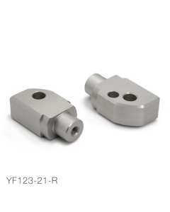 Barracuda YF123-21-R attacchi pedane passeggero Yamaha MT-07 dal 2025.