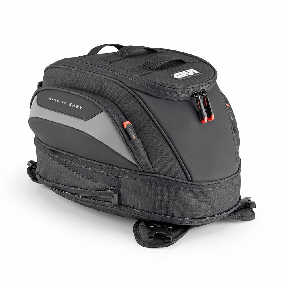 Givi EASY04 borsa da serbatoio moto espandibile con aggancio magnetico. Borsa da serbatoio Givi EASY04 espandibile.