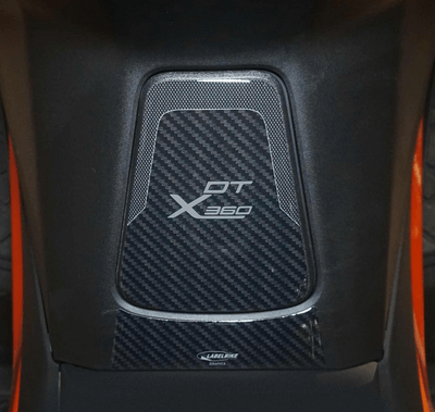 Kymco DTX 360 adesivo sportello Labelbike carbon.