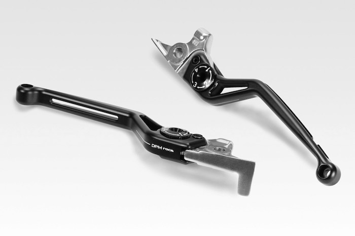 Leve regolabili in alluminio nere per Yamaha T-Max 560