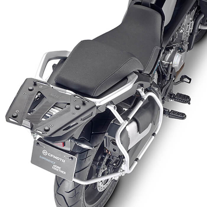 Givi SR9225 attacco per piastra bauletto Monokey sulla CFMoto  800MT