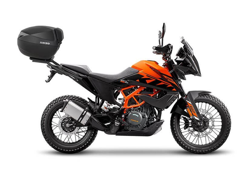 KTM 390 Adventure con bauletto SHAD SH39 montato.