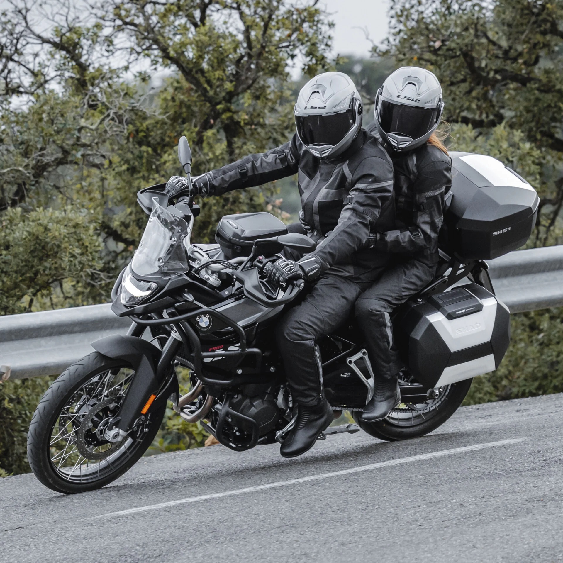 Bauletto SH51 da abbinare alle valigie laterali SH38X. Bauletto moto posteriore Shad SH51.