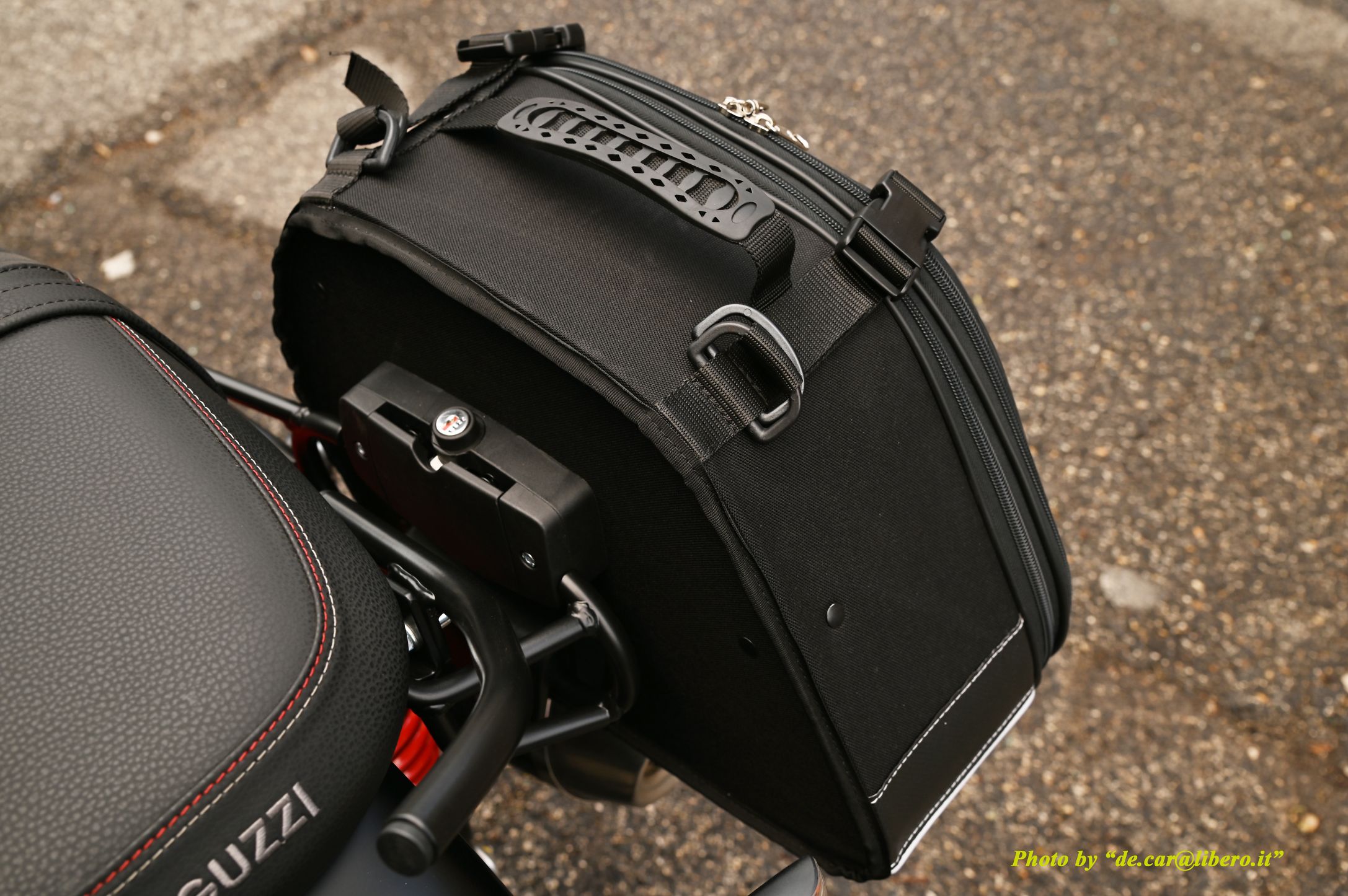 Moto Guzzi V7 Special Edition borse laterali. Borse Moto Guzzi V7 Special Edition.