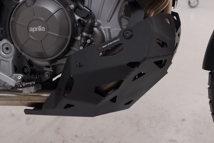 Protezione motore paracoppa nero per Aprilia Tuareg 660