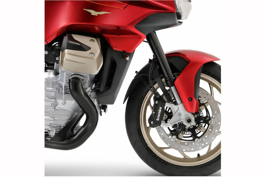 Moto Guzzi V100 Mandello estensione parafango anteriore Puig 21643N. Estensione parafango anteriore anti schizzi per Guzzi Mandello V100.