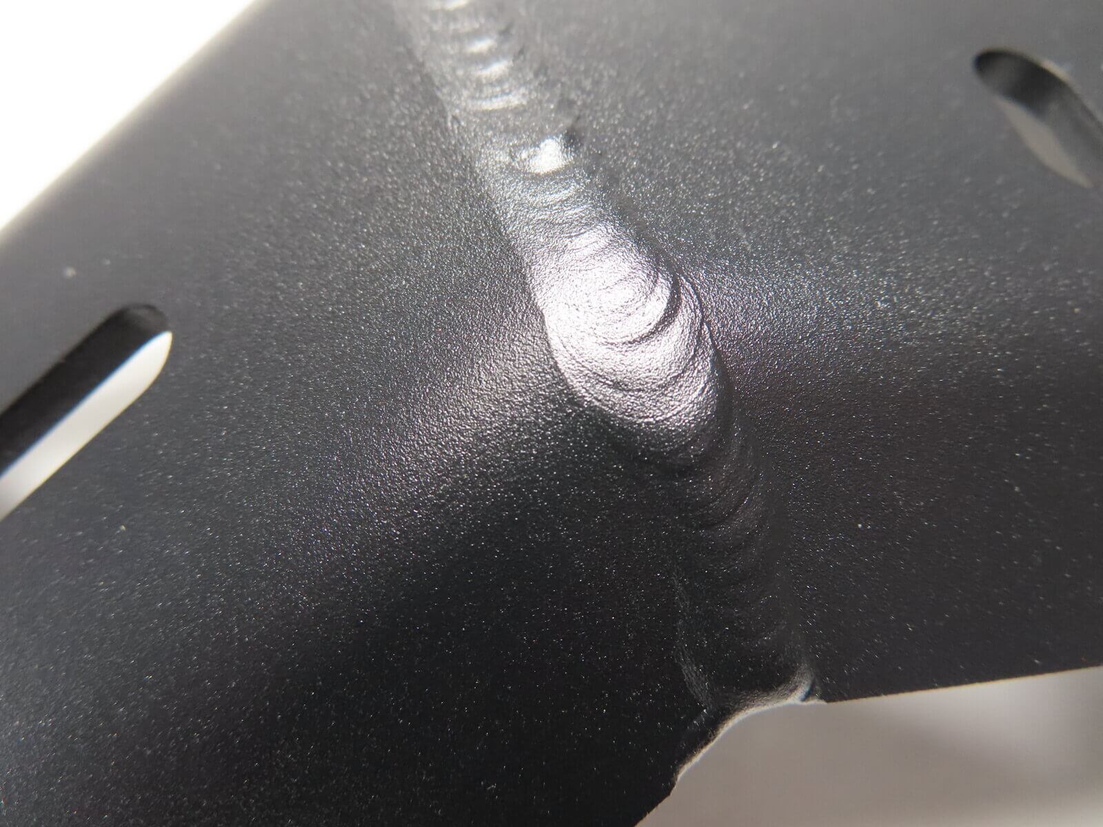 Paracoppa Ateka REN-HIMA-CA1-B-450 iun alluminio nero da 4 mm. Paracoppa marca Ateka modello REN-HIMA-CA1-B-450 per la moto Royal Enfield Himalayan 450.