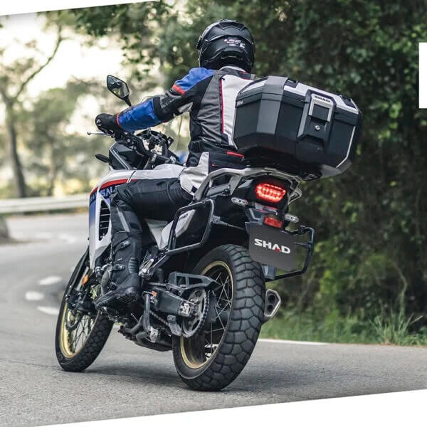 Bauletto moto posteriore Shad TR46 in alluminio.