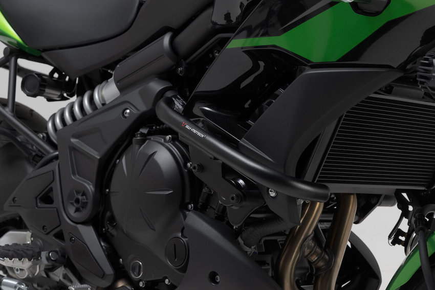 Barre paramootre in acciaio nero per la moot kawasaki versys 650 2022