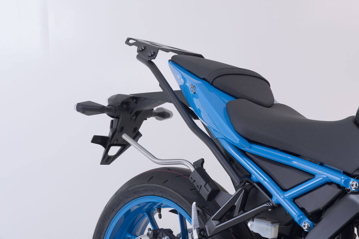 Coppia di borse e telaietti PRo Blaze H per la moto Suzuki GSX-8s.