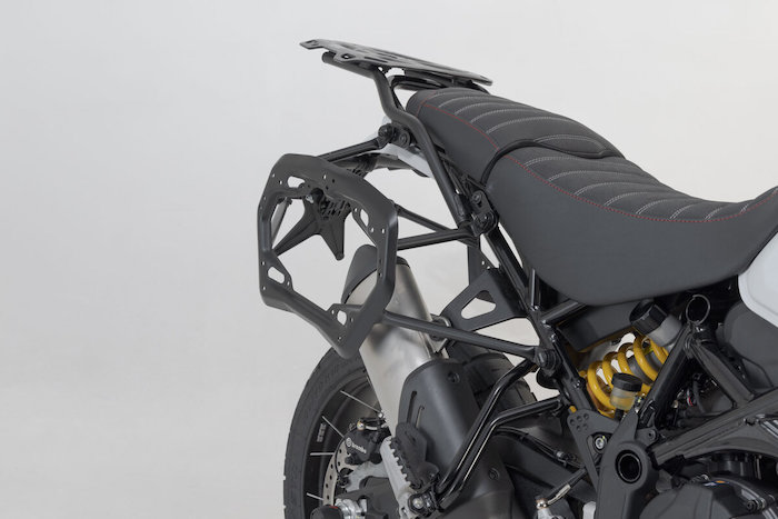 Telaietti sw-motech per montare le valigie ION KFT.22.995.50000/B sulla moto Ducati DesertX Telaietti SW-Motech PRO KFT.22.995.50000/B per valigie ION
