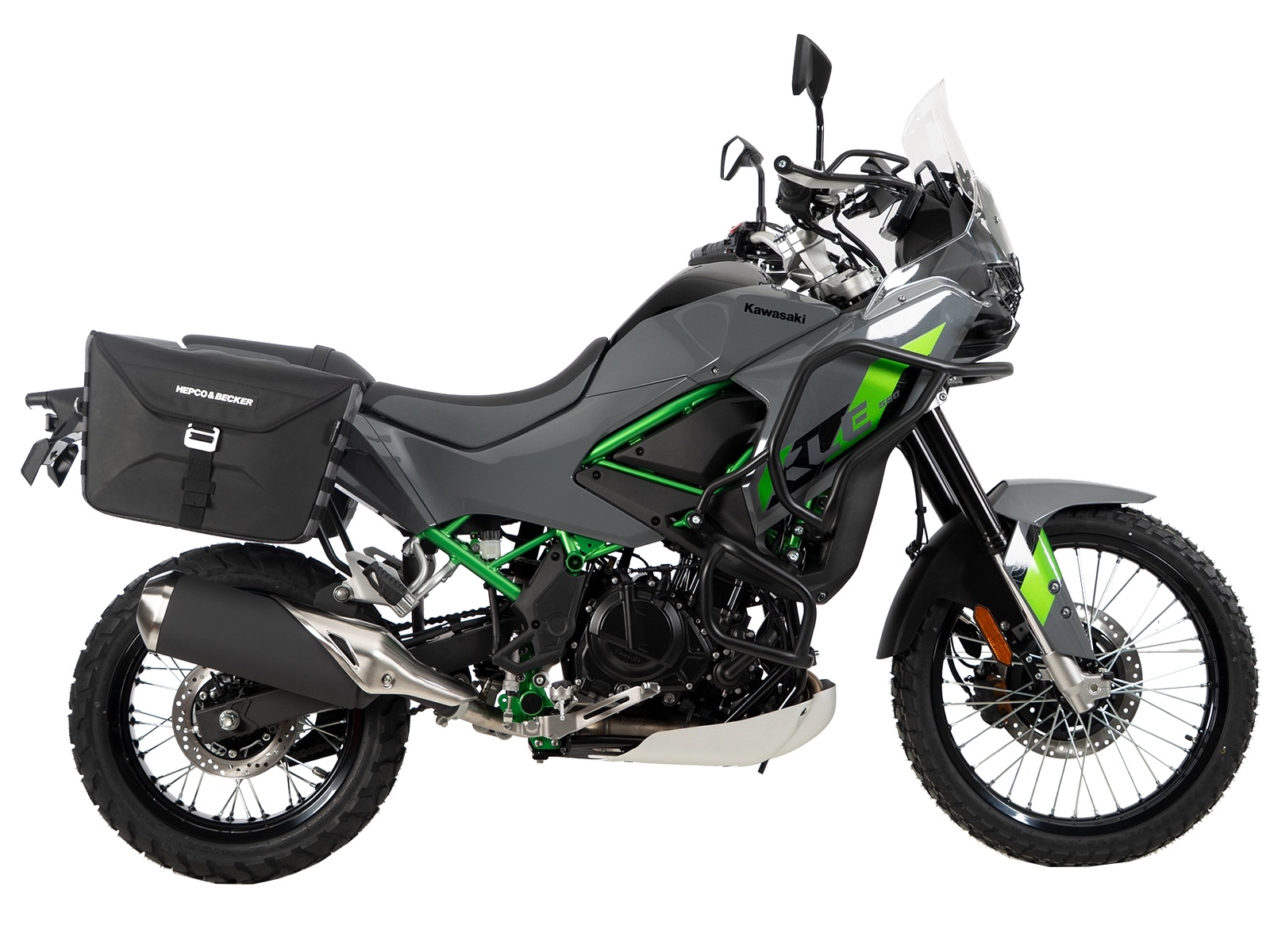Borse laterali Hepco & Becker X-Travel montate sulla moto KLE500 dal 2026.