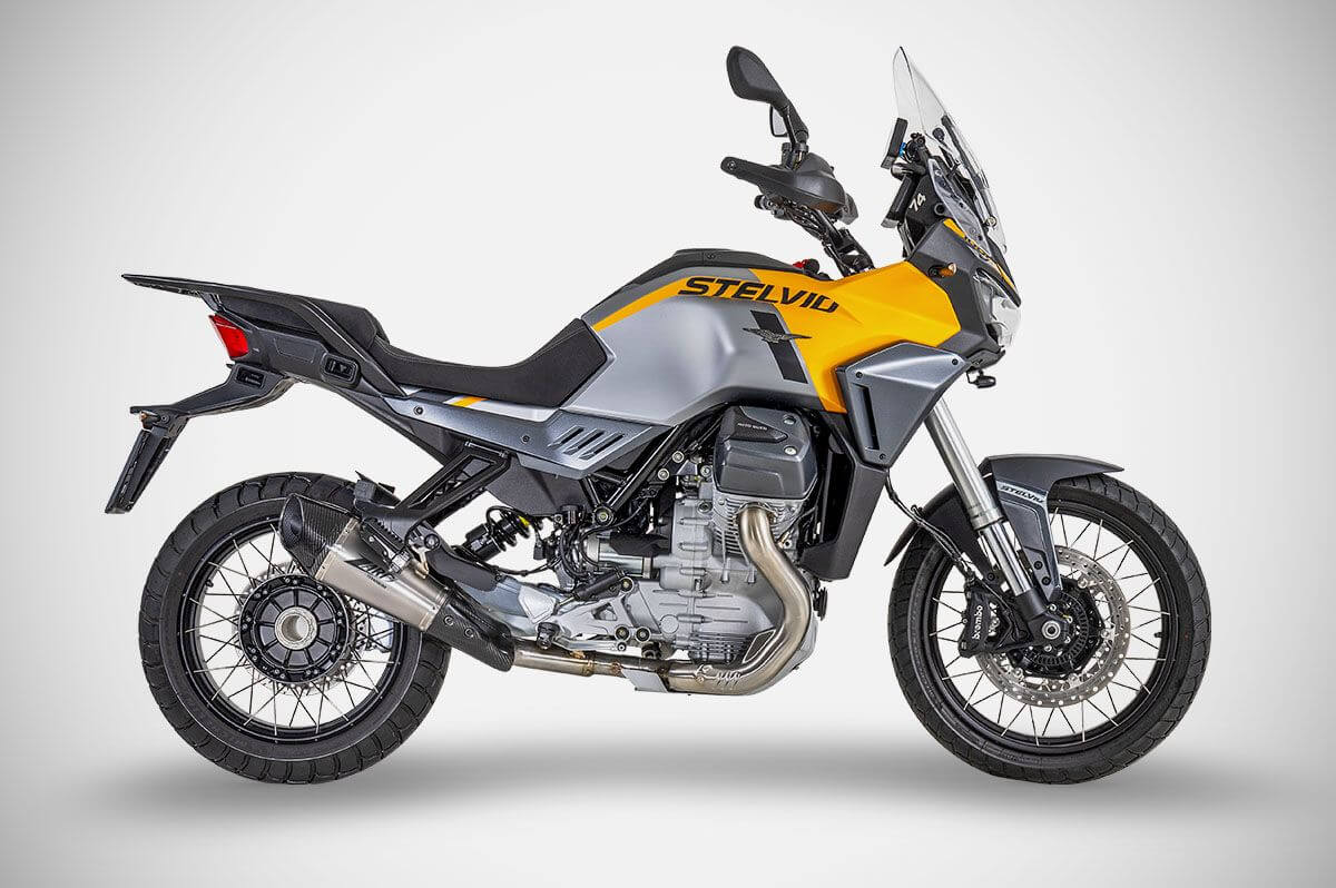 Moto Guzzi Stelvio 1000 scarico omologato in titanio ZMG008. Terminale in titanio omologato zard ZMG008 per Moto Guzzi Stelvio 1000.